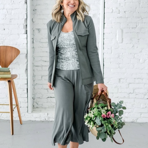 Utility Inspired Jacket - Picture 2 of 2